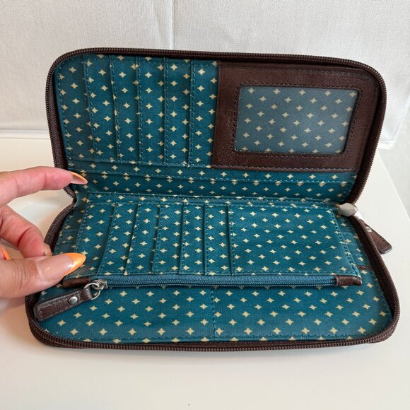 Fossil Key-Per Brown Floral Wallet - Picture 6 of 7